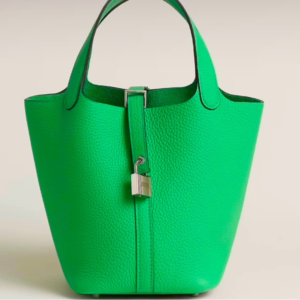 BNIB BEAUTIFUL HERMES VERTE COMIC PICOTIN 18